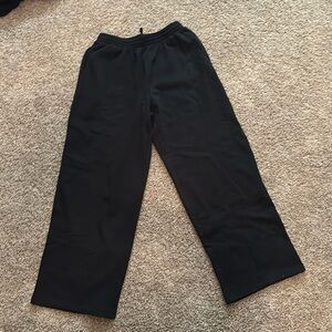 Skims boyfriend sweats with pockets